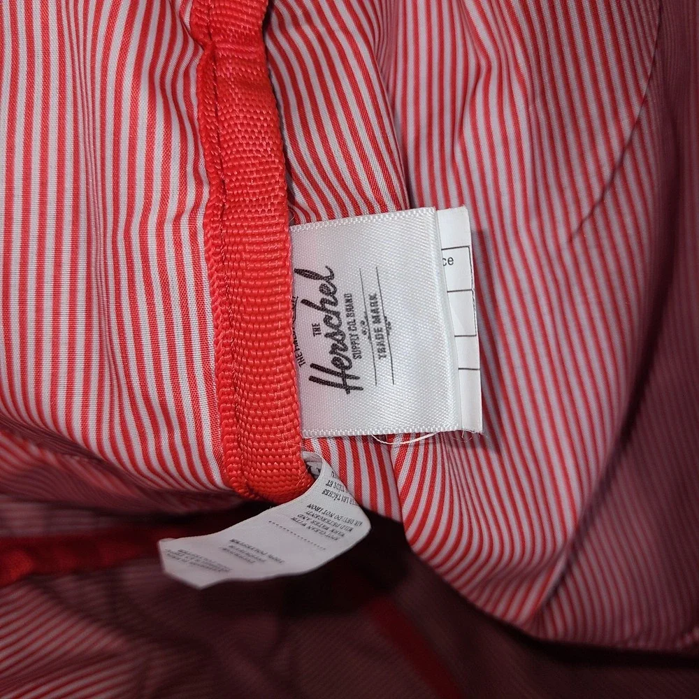 Herschel Supply Co. Backpack Floral Print Navy Blue Red Stripe Lining EUC